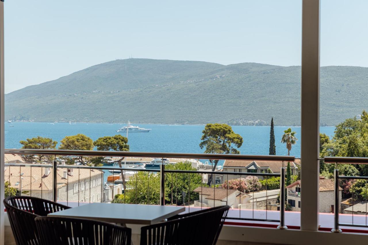 Centar Novi Hotel Herceg Novi Exterior photo
